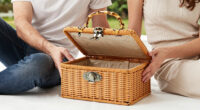 7 Best Luxury Picnic Basket For Couples In 2026
